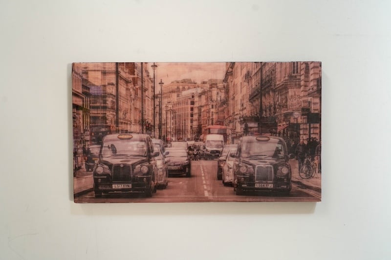 London / ロンドンの現代アート作品 絵画販売 | TOMOYA GALLERY STORE