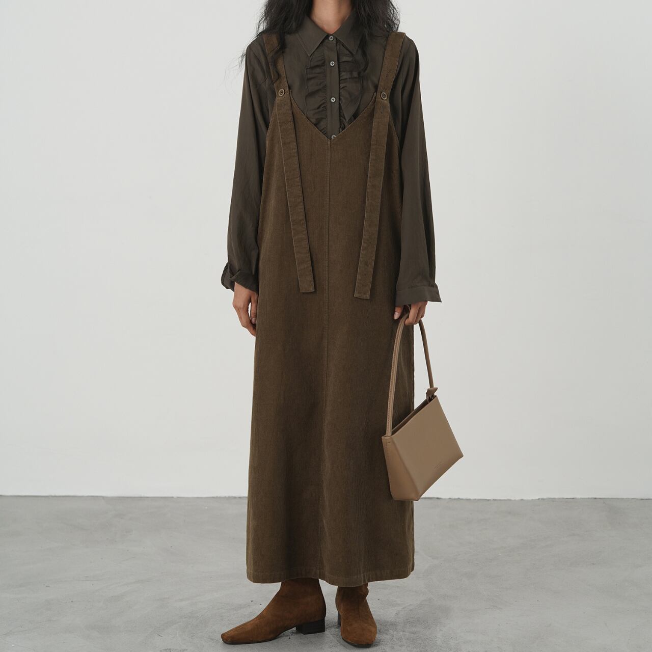 Vネックコーデュロイジャンパースカート a0598