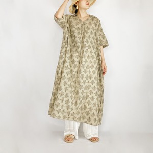 Voile print dress (beige)