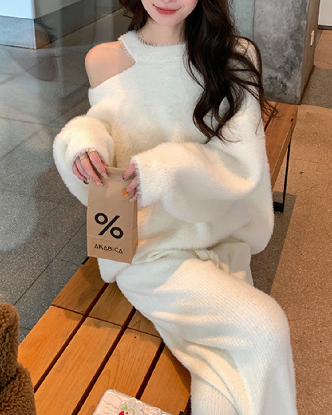 ワンショルカットアウトニット A24276