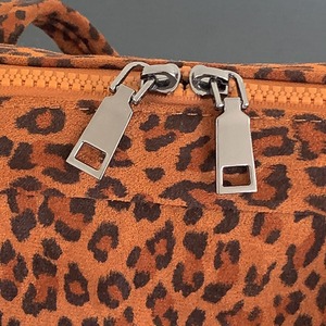 square shoulder handbag　J00192