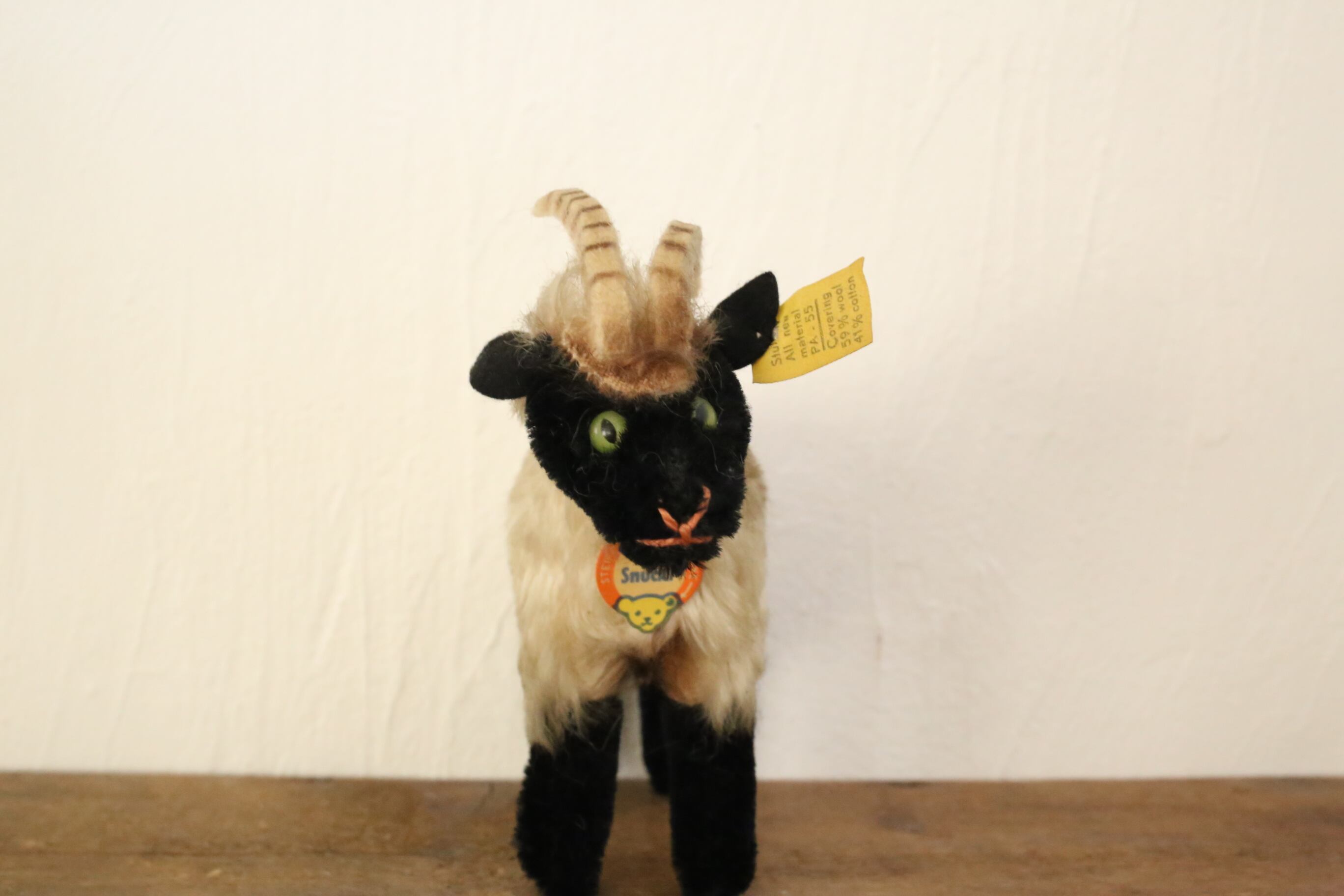 ドイツ ヴィンテージ Steiff シュタイフ Snucki 山羊 13cm | EMUPARIS