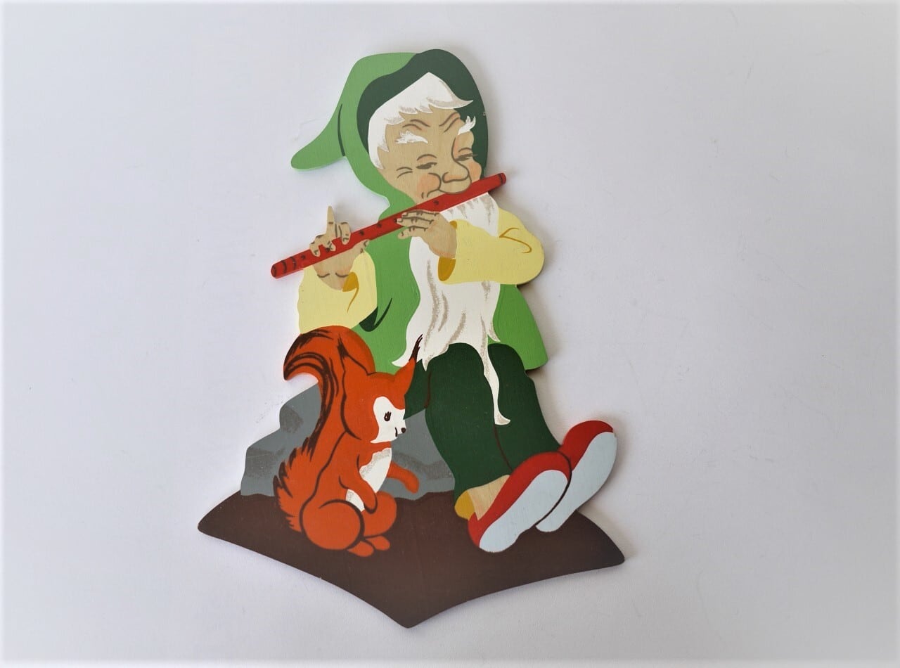 笛を吹くドワーフ 旧西ドイツ Märchen-Holzbild 壁飾り板絵