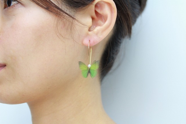 蝶ピアス(イヤリング変更可)Baby Emerald Fairy Dream Earrings