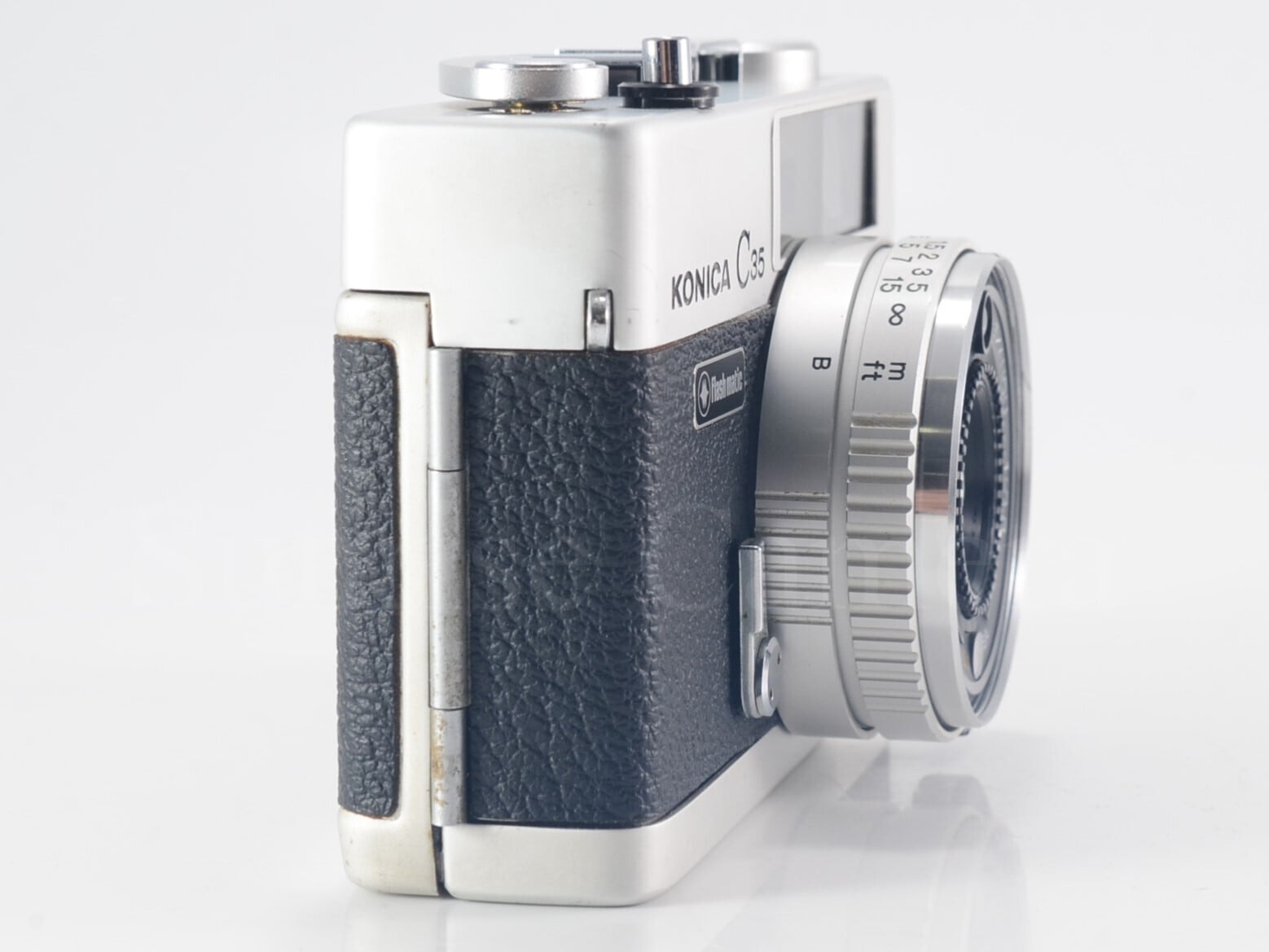 コニカC35フラッシュマティック／ヘキサノン38mmf2.8【実写確認済整備品】 KONICA C35 Flash matic / HEXANON 38mm F2.8 整備済 コニカ (60659