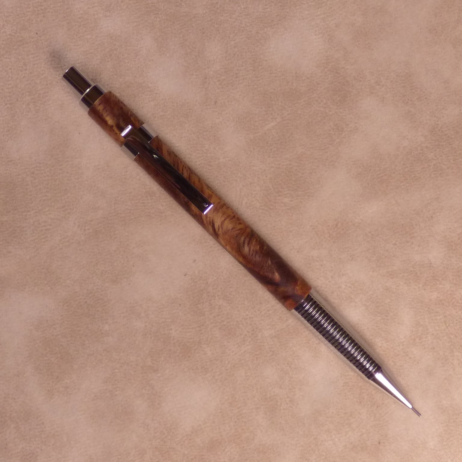 マルチペン W10098 ML501 ペールムーンエボニー（S) | CraftA840129