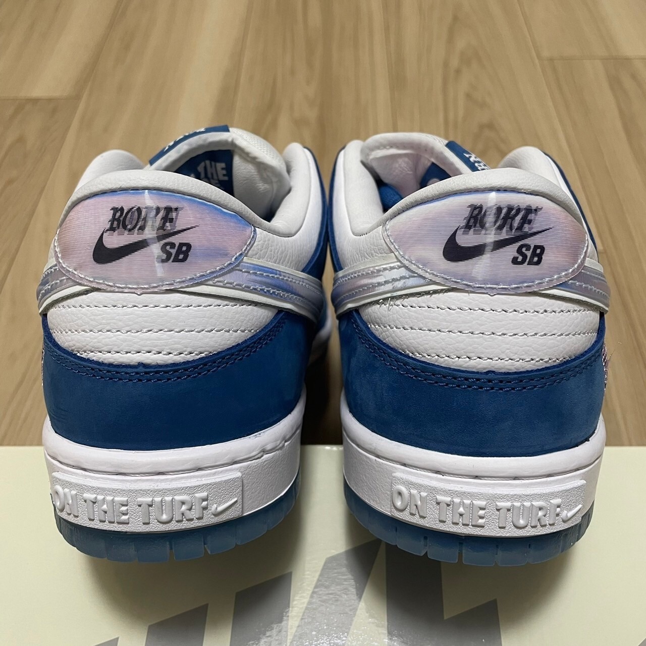 ×BORN × RAISED DUNK SB LOW PRO QS ONE BLOCK AT A TIME　FN7819-400