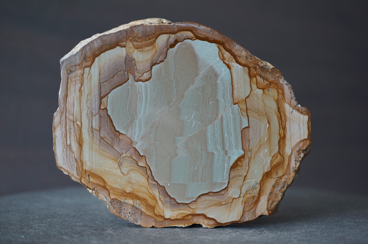 パエジナストーン Paesina Stone 2025