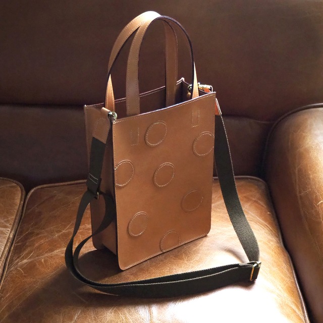 Tote bag S (polka dot patchwork/biscuit beige) with shoulder strap, cowhide