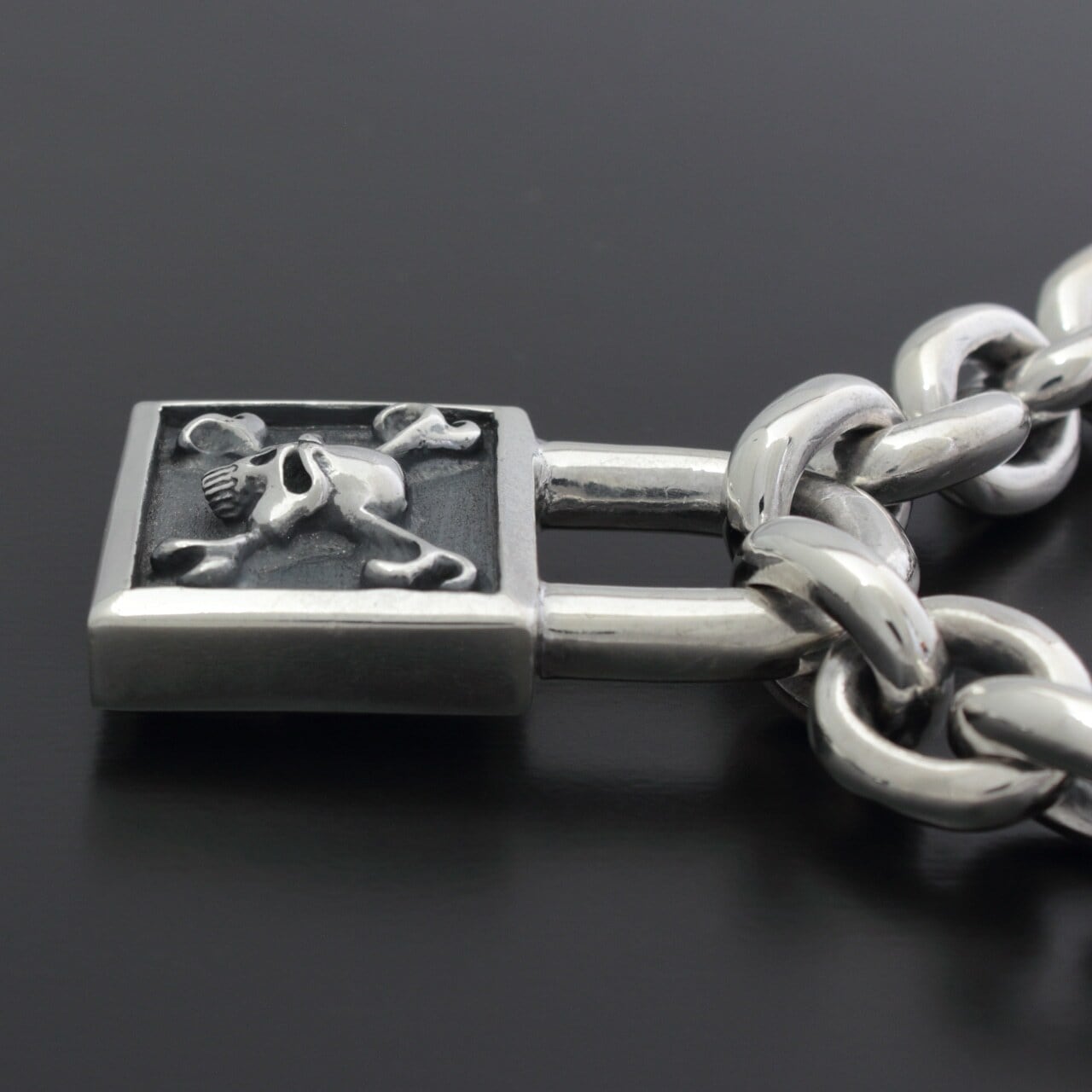 THIRTEENDESIGNS サーティーンデザインズ ネックレスシルバー925 THIRTEEN DESIGNS official サーティーンデザインズ X BONE SKULL