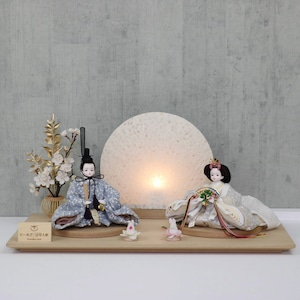 ピーカブーひな人形 ベルズキッスシリーズ 新王飾り 【美月 -Mizuki-】 ひな人形|雛人形|桜|丸型照明|和モダン