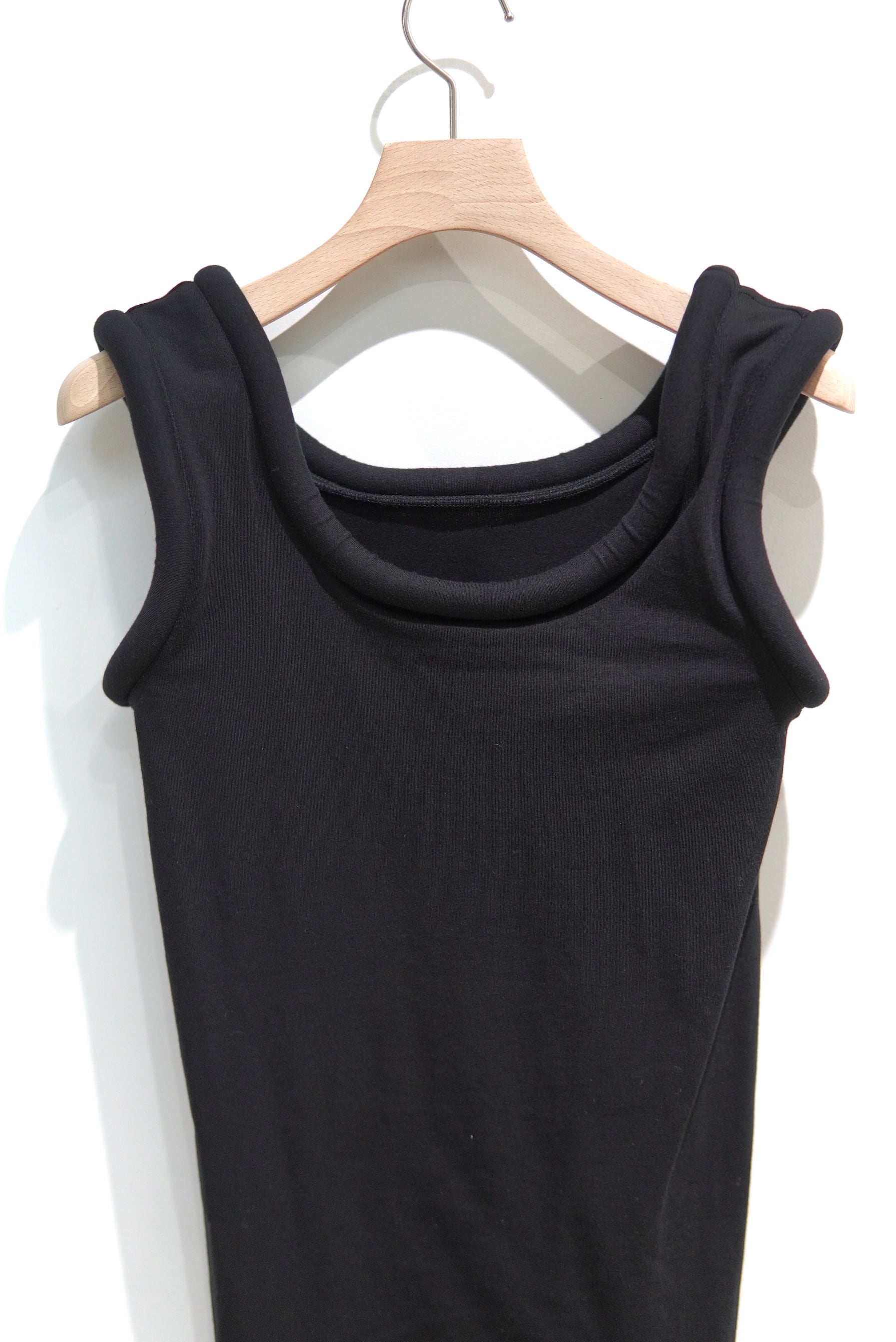 cobbledu ピアス　トップス　タンクトップ cobble du / bump tops /BLACK | POETRY