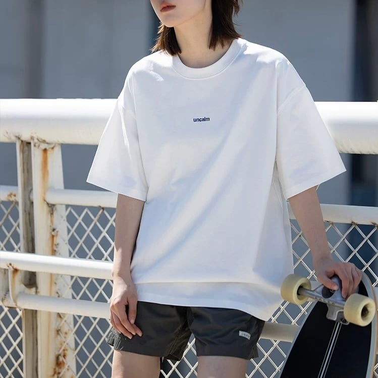 ミニマルロゴルーズTシャツ J0365