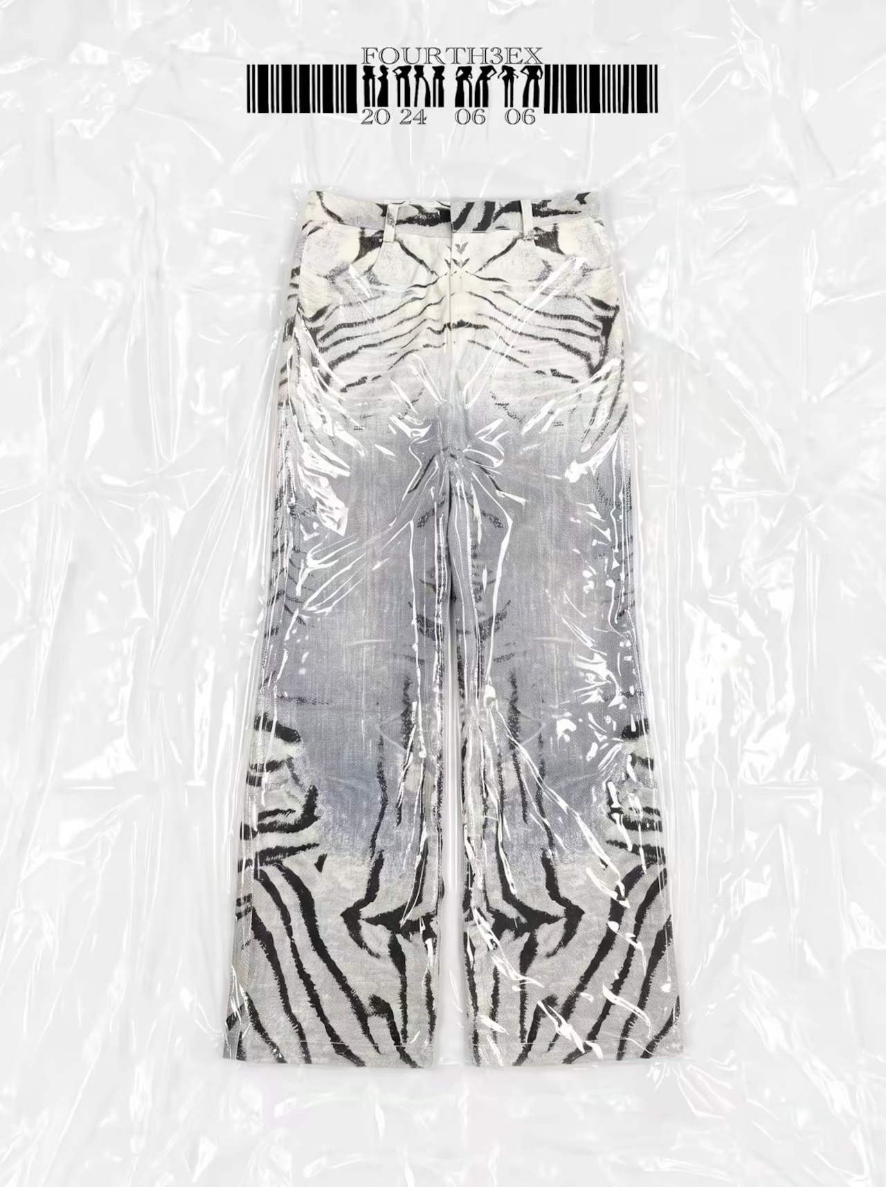 【Fourth3ex】Zebra Print Distressed Denim Pants