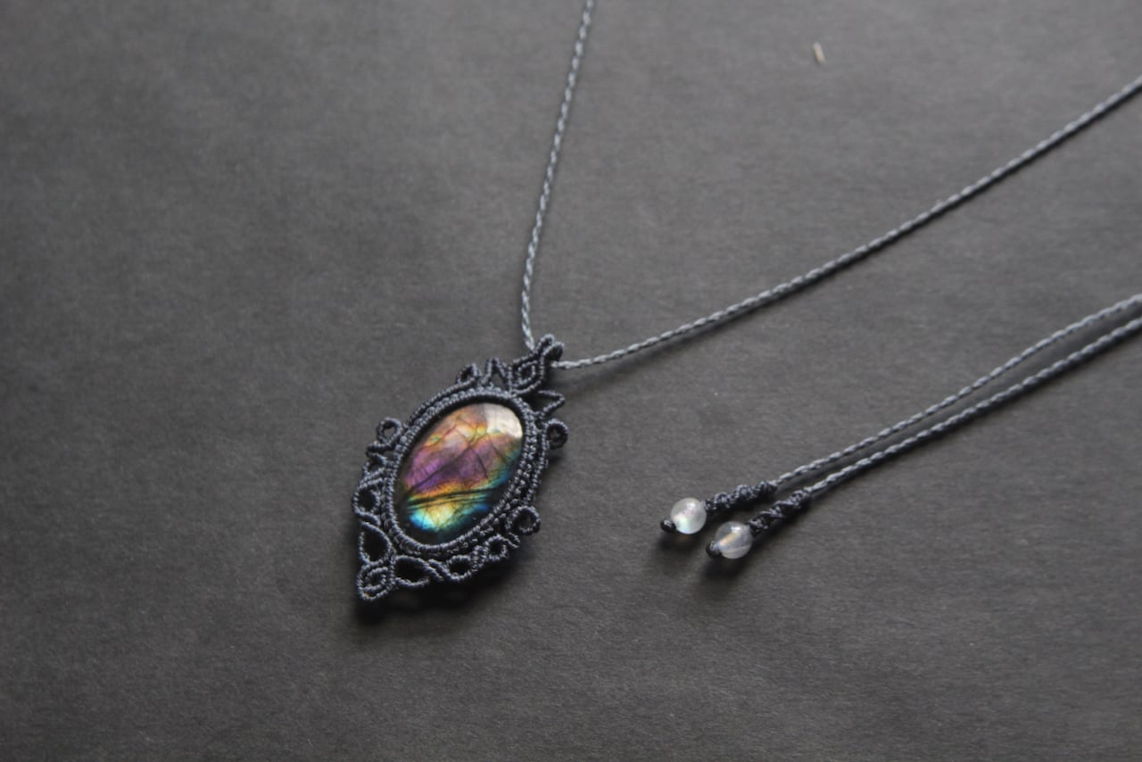 Multi Purple Labradorite micro macrame pendant