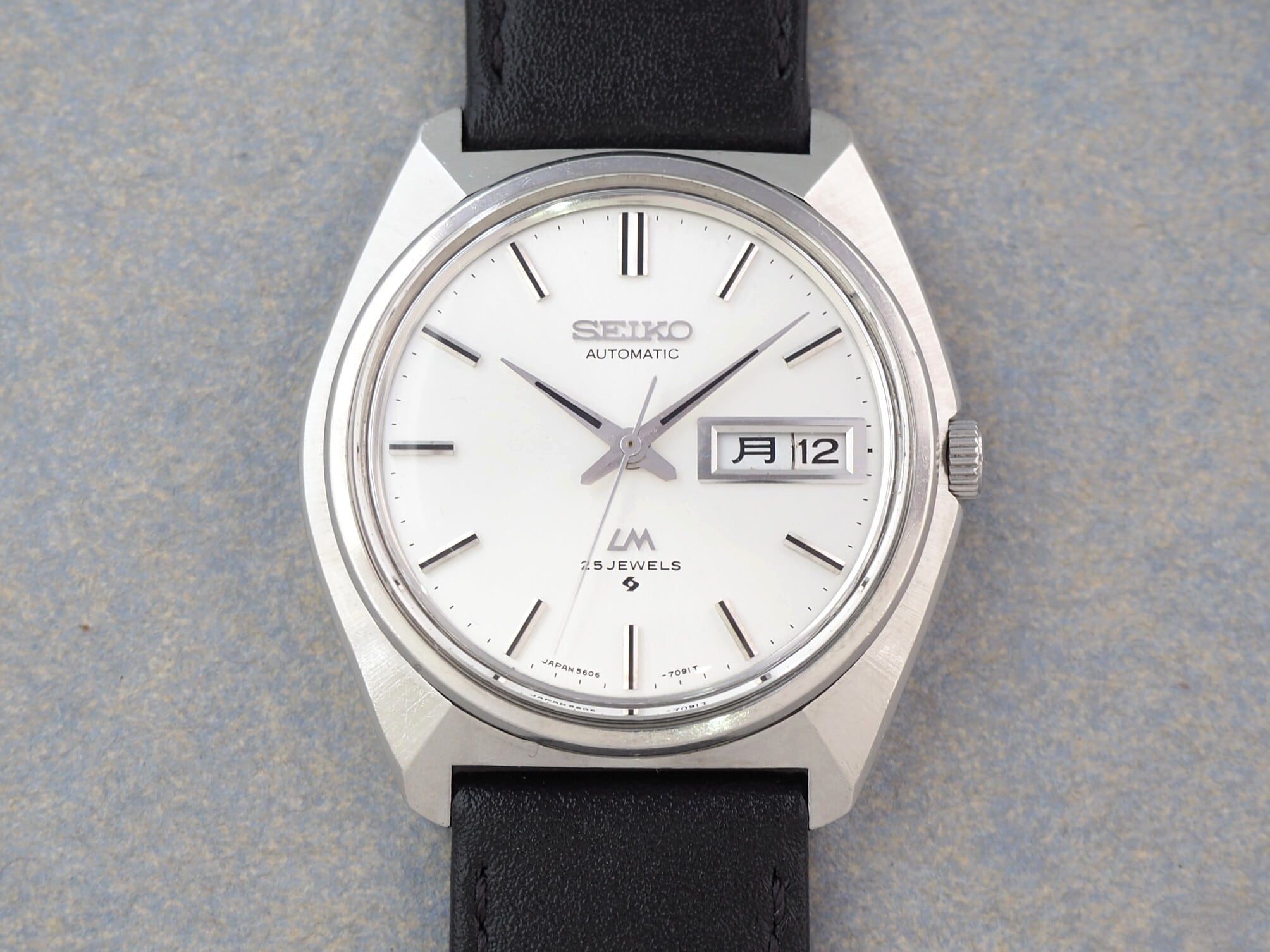 SEIKO | L o'clock
