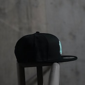 【gifthat別注】NEW ERA 950/9FIFTY ニューヨーク・ヤンキース BLACK SEAGLASS