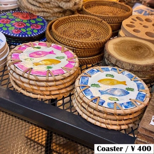Vietnam Shell Mosaic Fish Coaster 2 colors available. Blue and Pink.