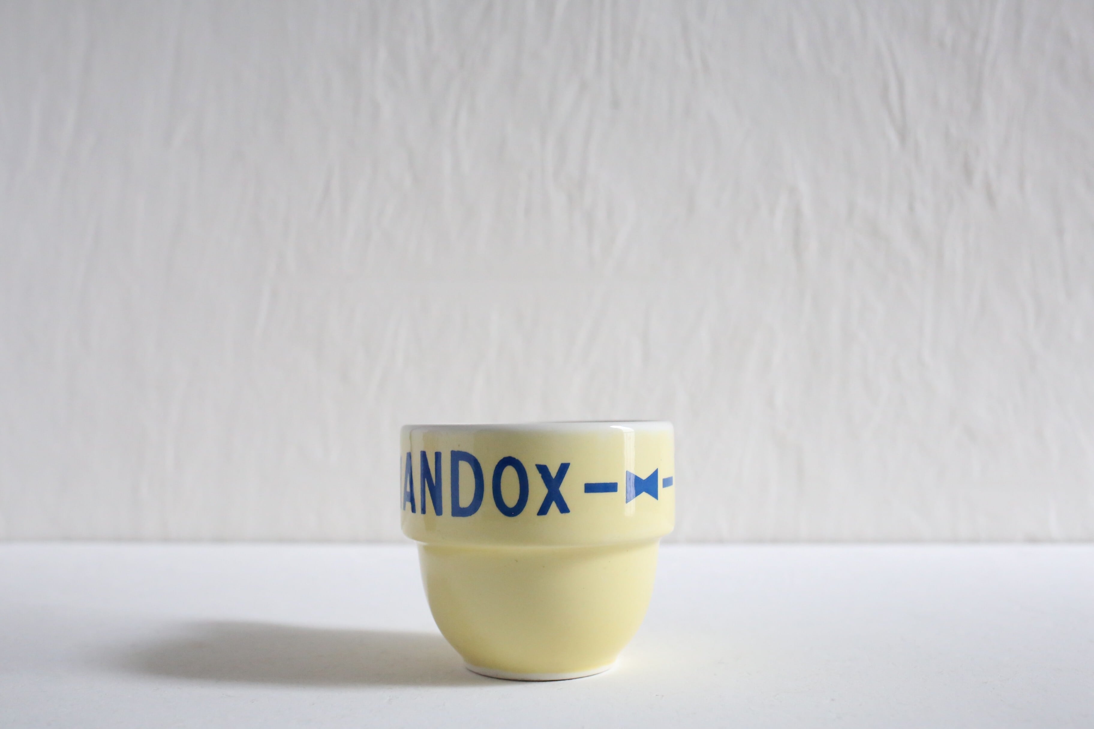 フランス アンティーク ヴィンテージ 『VIANDOX』 カップ N-05760