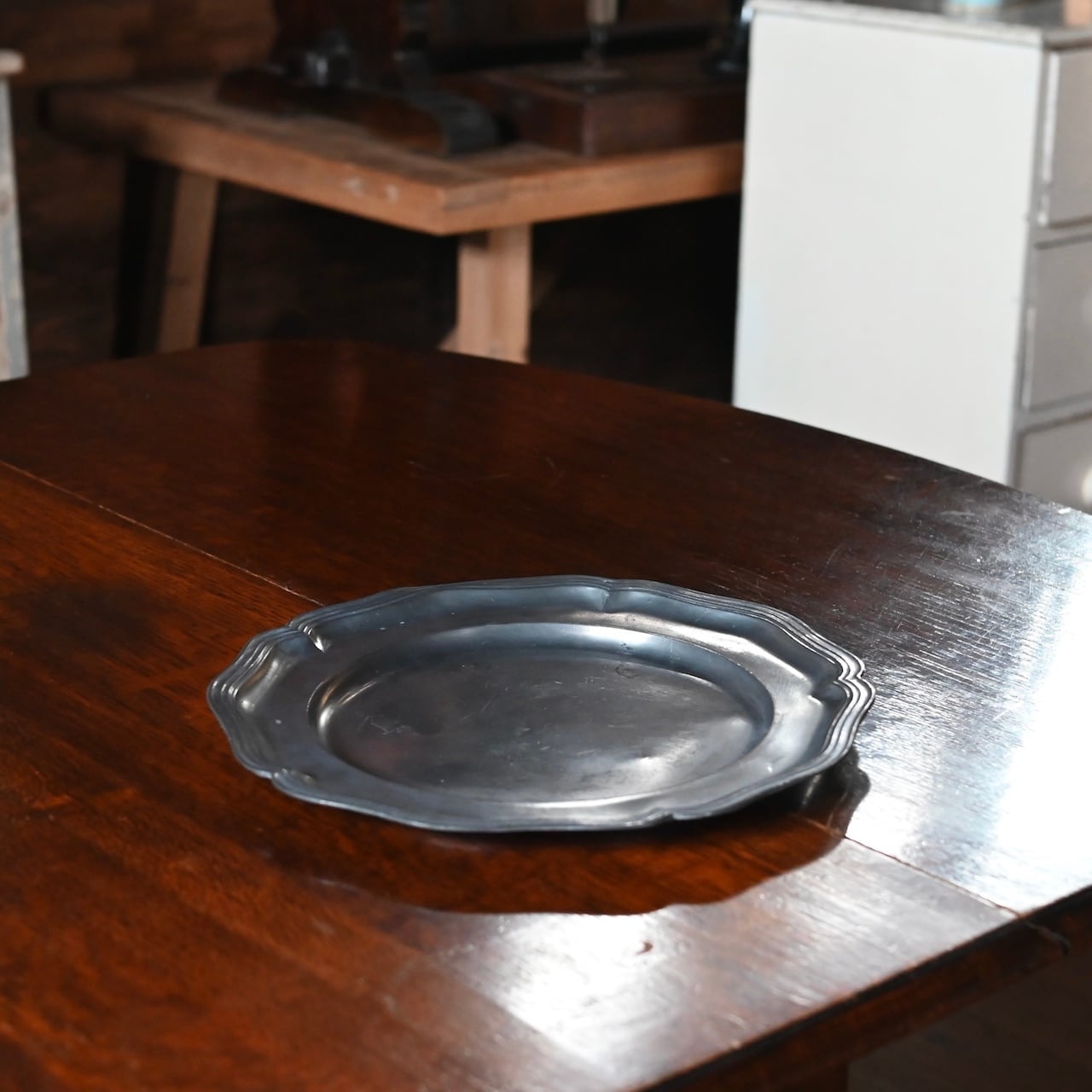 Pewter Plate / ピューター プレート〈 お皿・エタン・収納・店舗什器