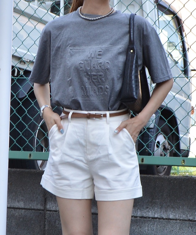 ビッグシルエットエンボスロゴTシャツ &soiree