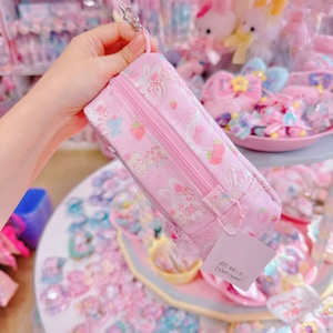 【R51】66-5ぬいぐるみポーチ(Dカン付き)