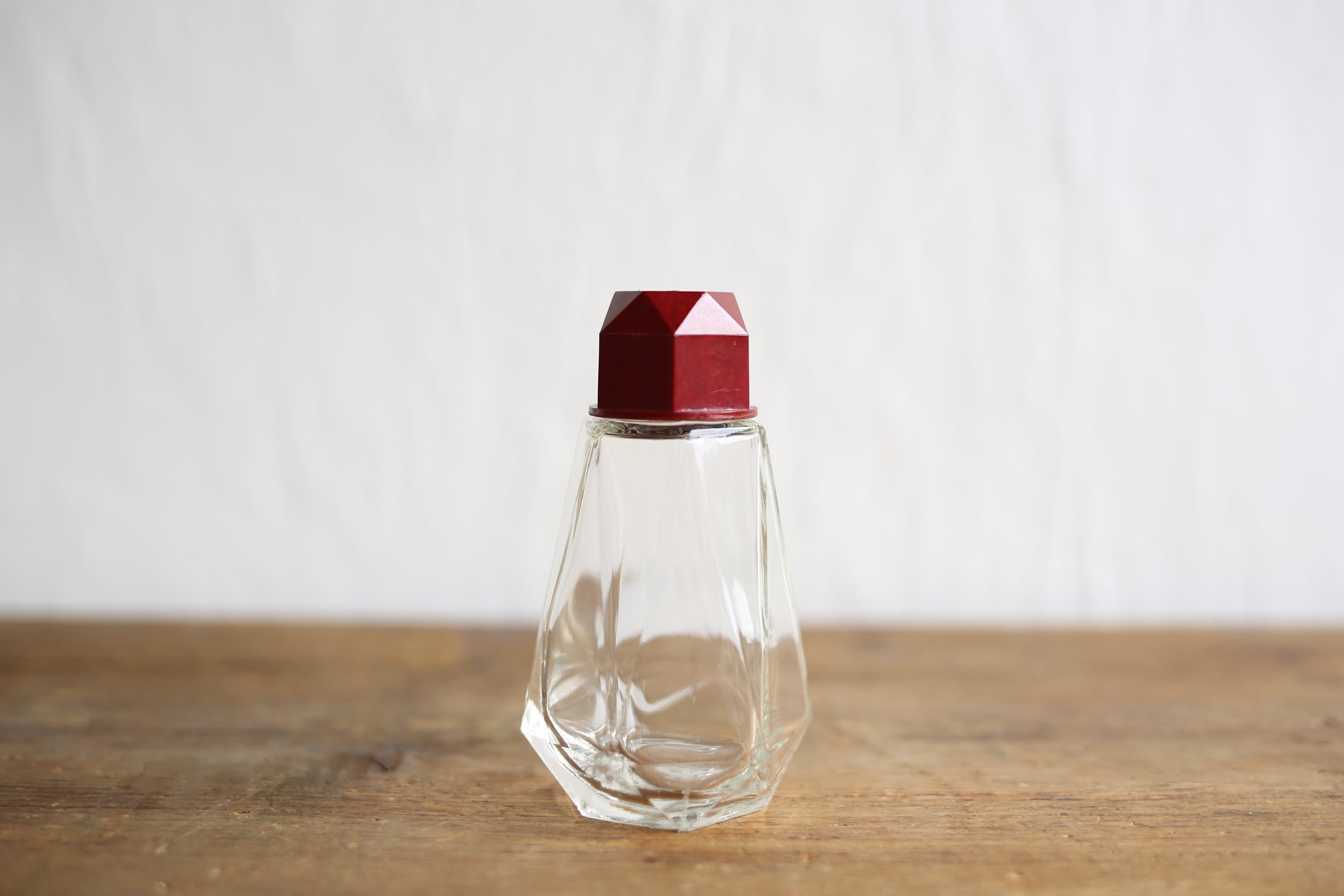 フランス アンティーク ヴィンテージ ベークライト製蓋付き スパイス入れ 星型六角形 N-00056