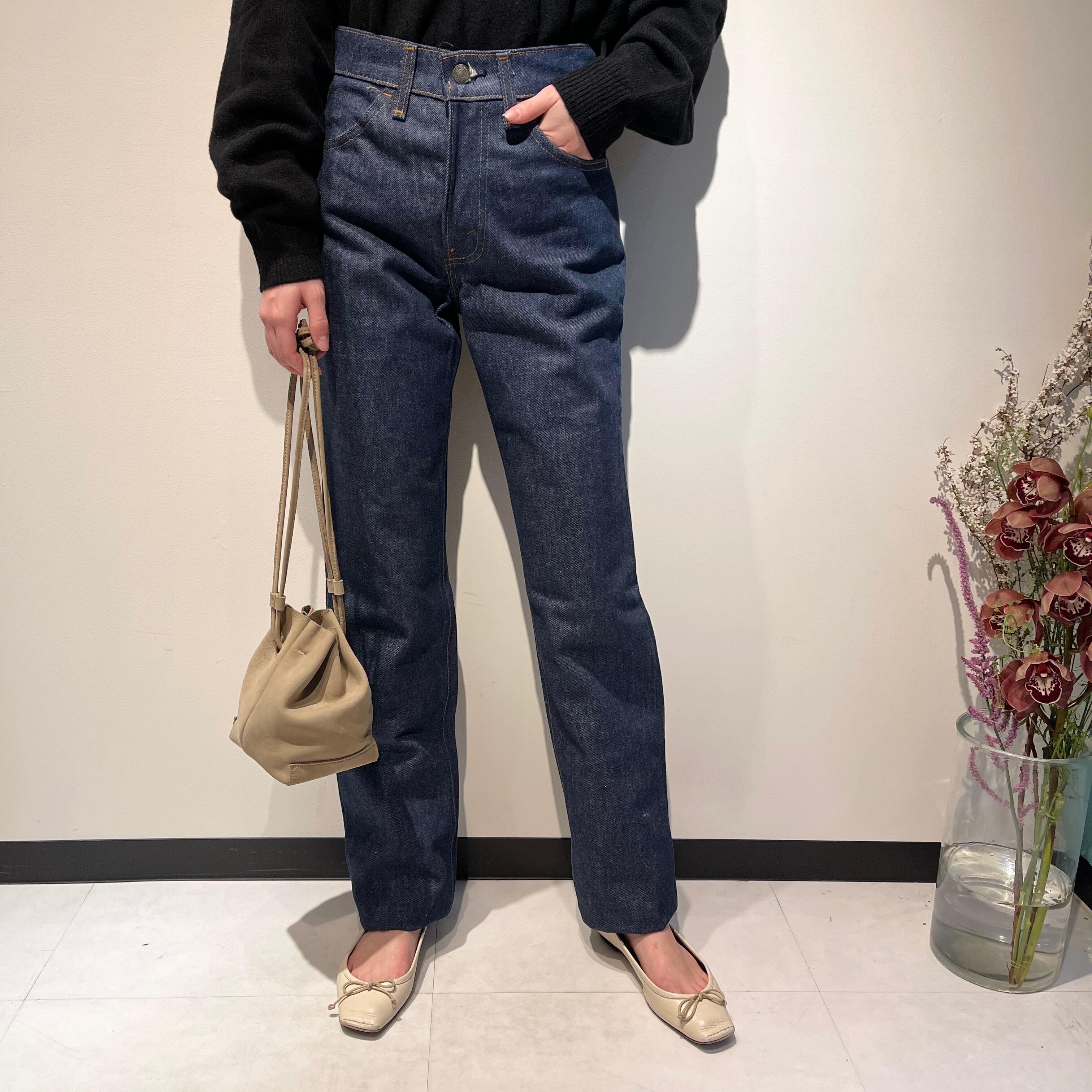 1970's Vintage Levi's / 519 SLIM STRAIGHT DENIM【 W27