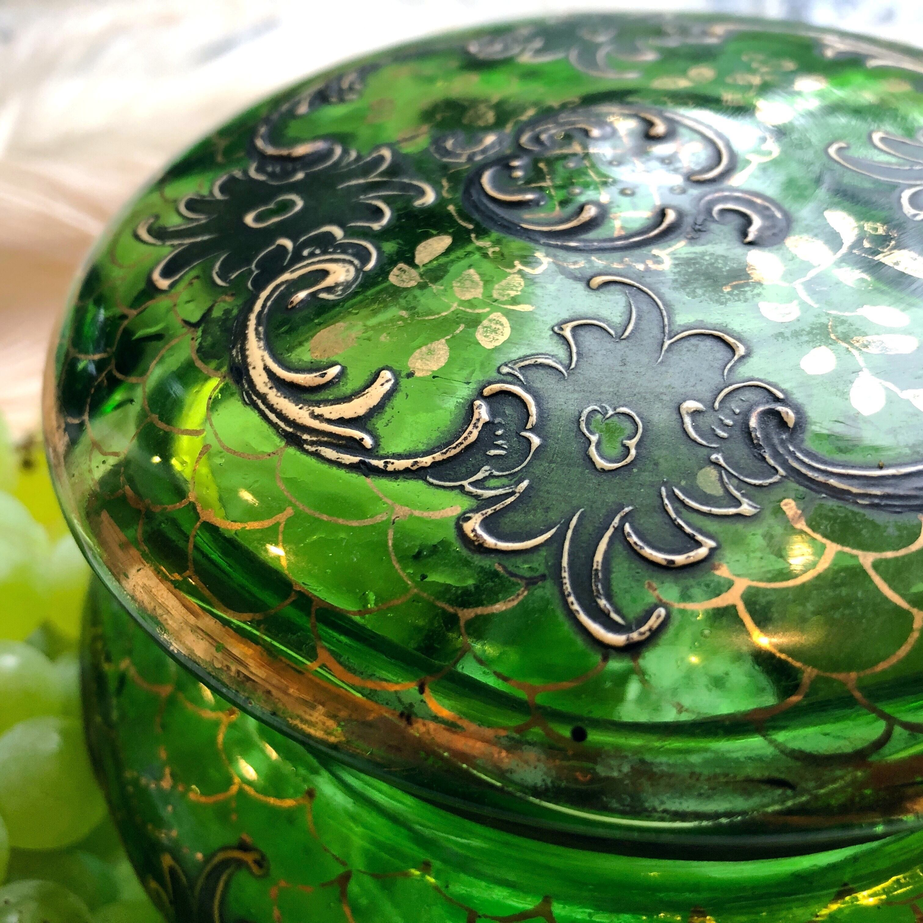 琅玕色のボンボニエール | メルキュール骨董店