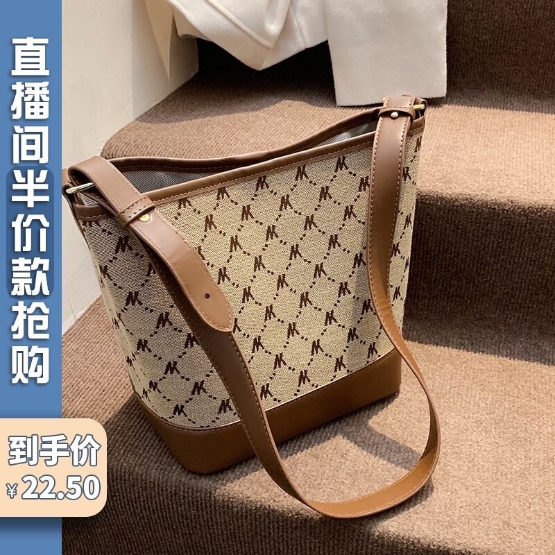 オータムウィンター 秋物 冬物 メッセンジャーバッグ Tiancai_Wing_Bag59323451670