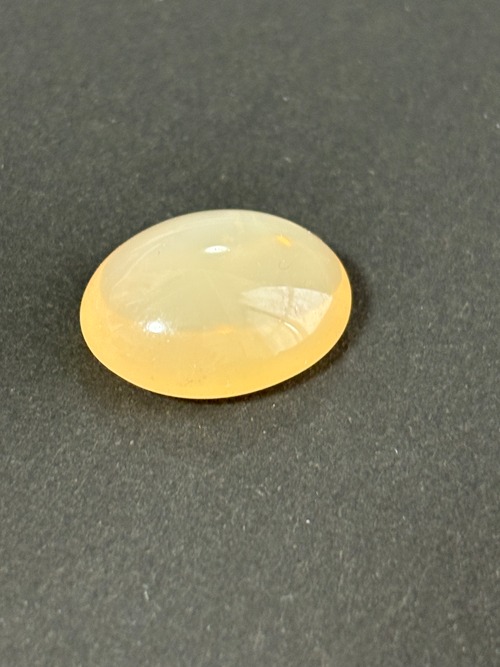 8ctオレンジムーンストーン 約21mm:16mm:8mm