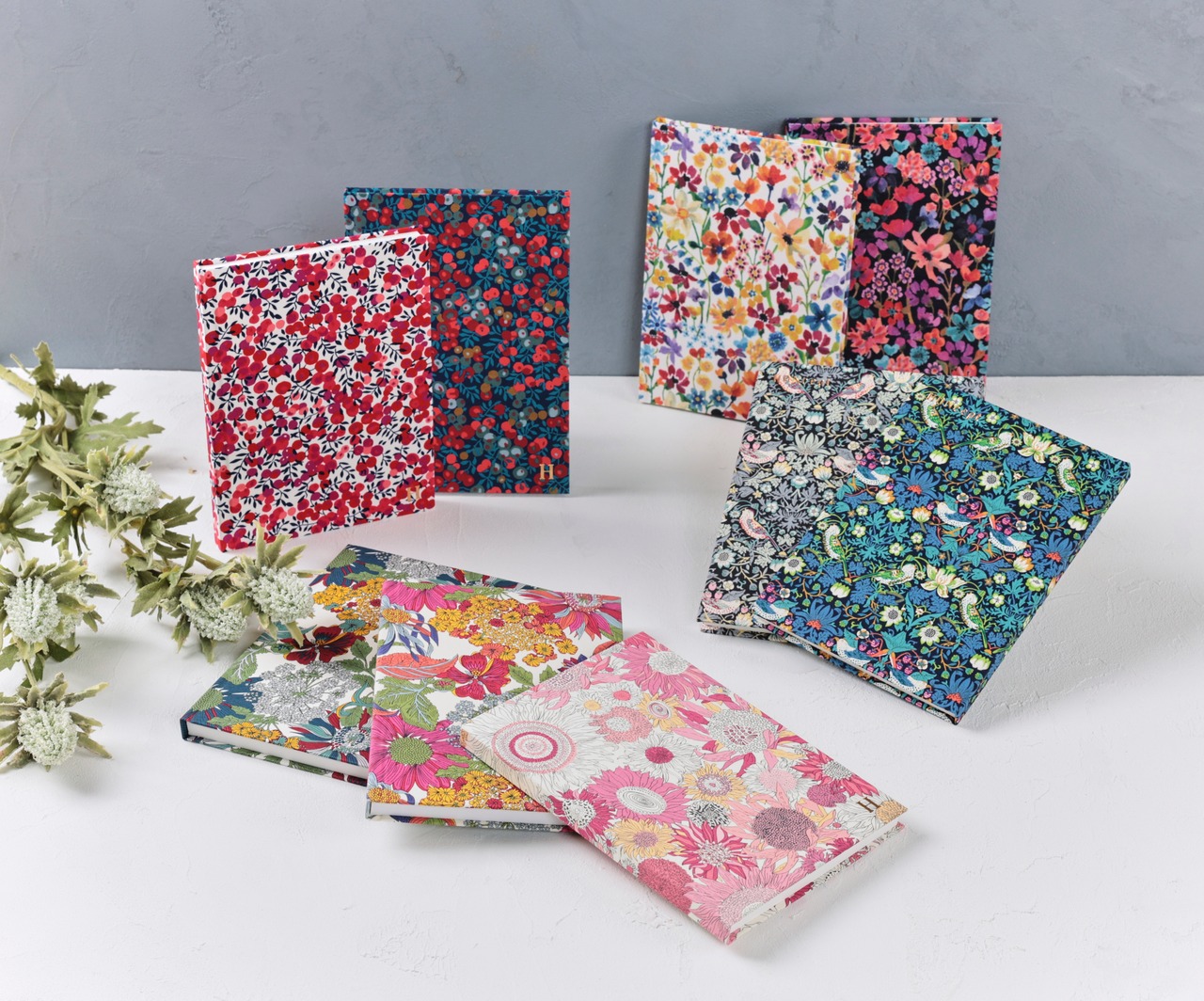 LIBERTY（リバティ）Bird Blue（鳥×青色）*リバティファブリック　Strawberry Thief ストロベリー・シーフ使用