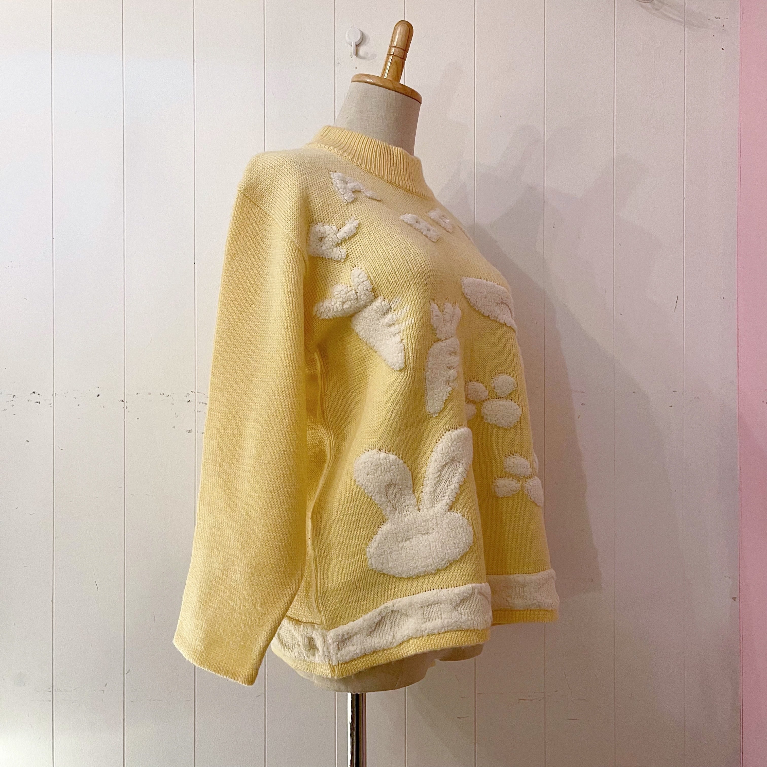 rabbit pale yellow knit sweater