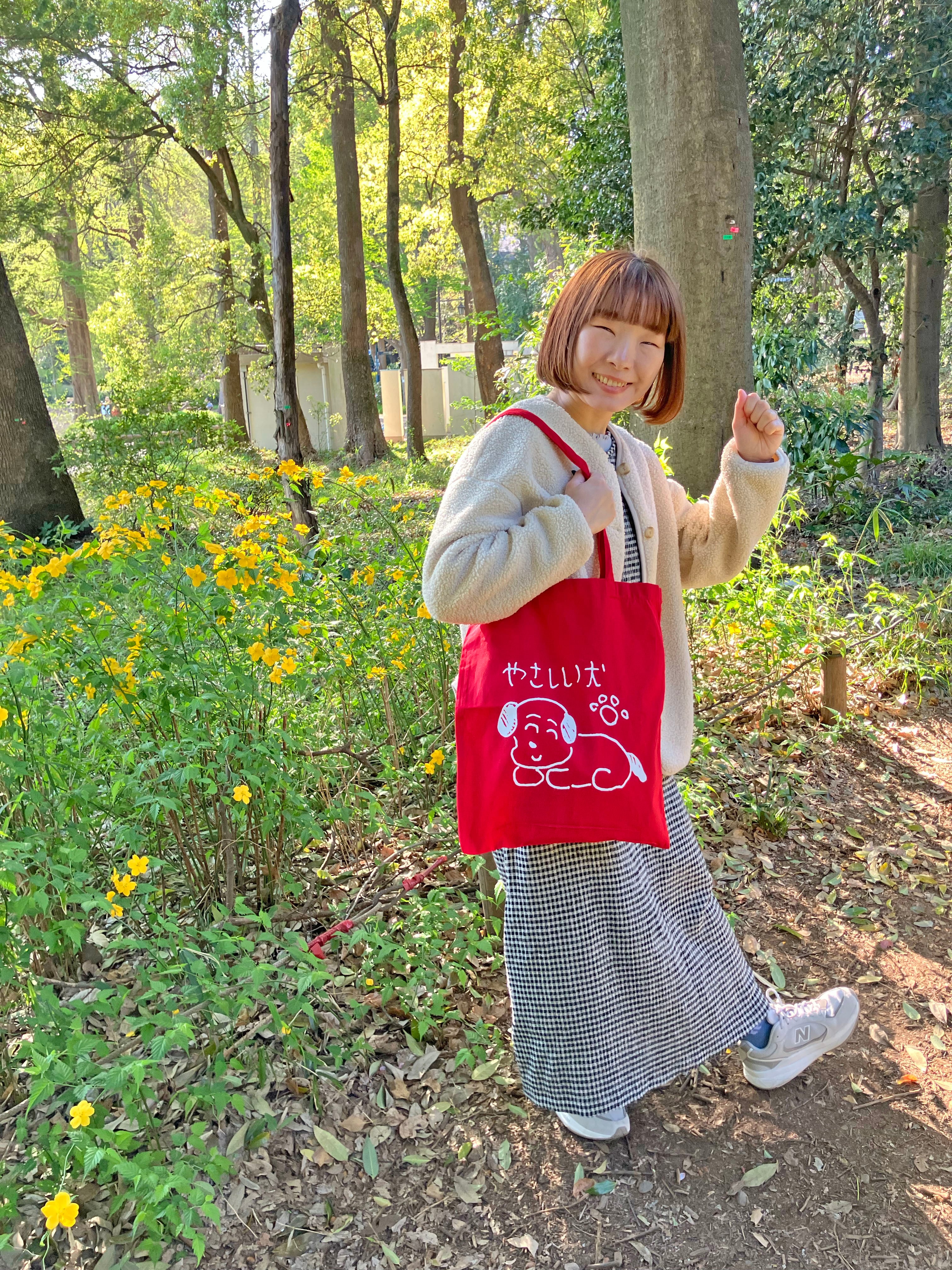 やさしい犬トートバッグ（赤） | りかちゃんSHOP