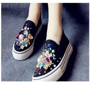 black bijou embellished slip-on<s10045893＞