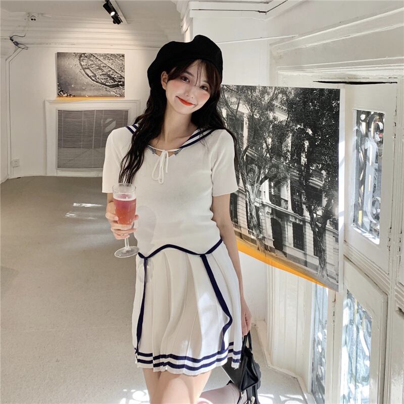 サマーネイビーカラートップス プリーツスカート ストリート 夏物 モンロー74034313122