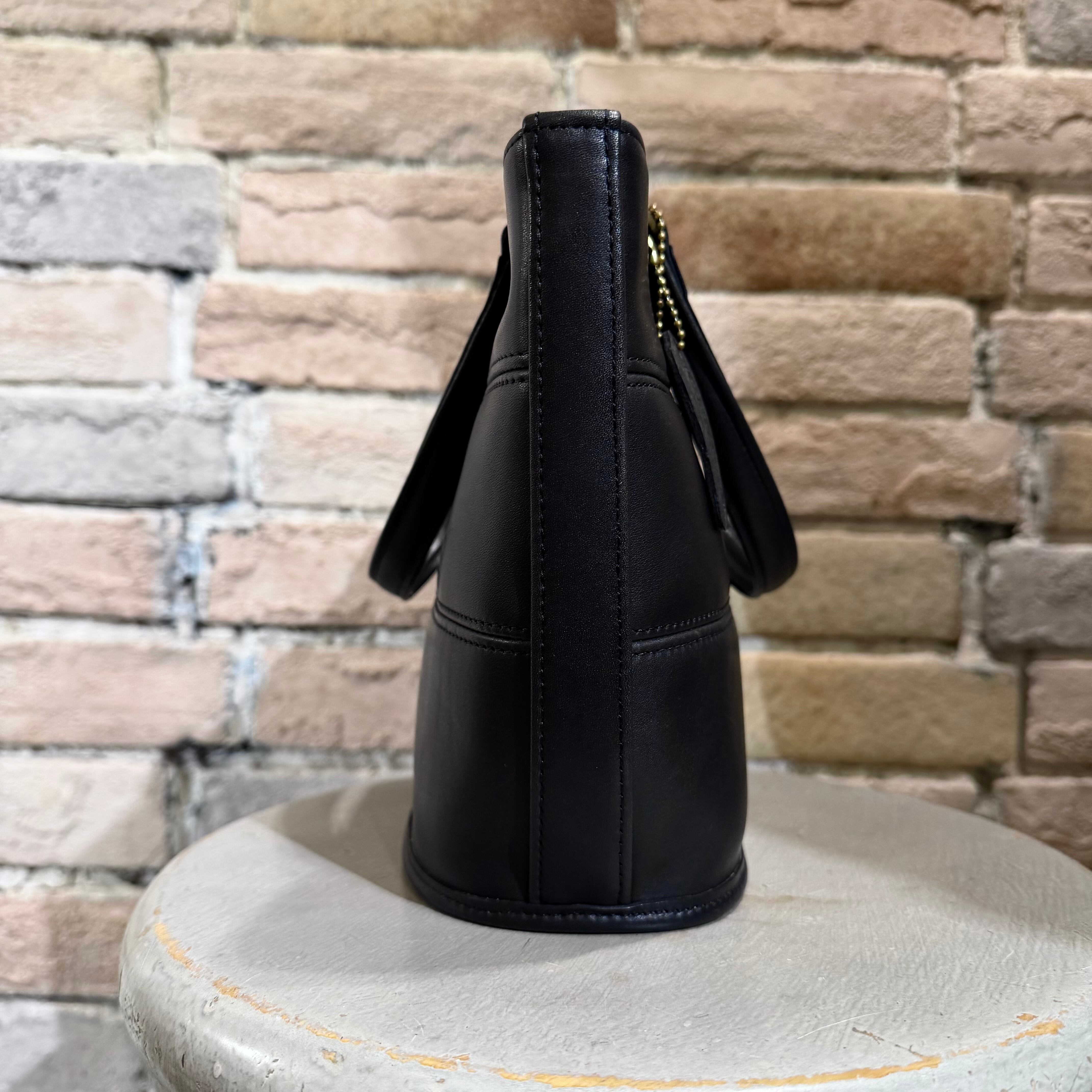 old coach “leather totebag” black USA製 オールドコーチ トート