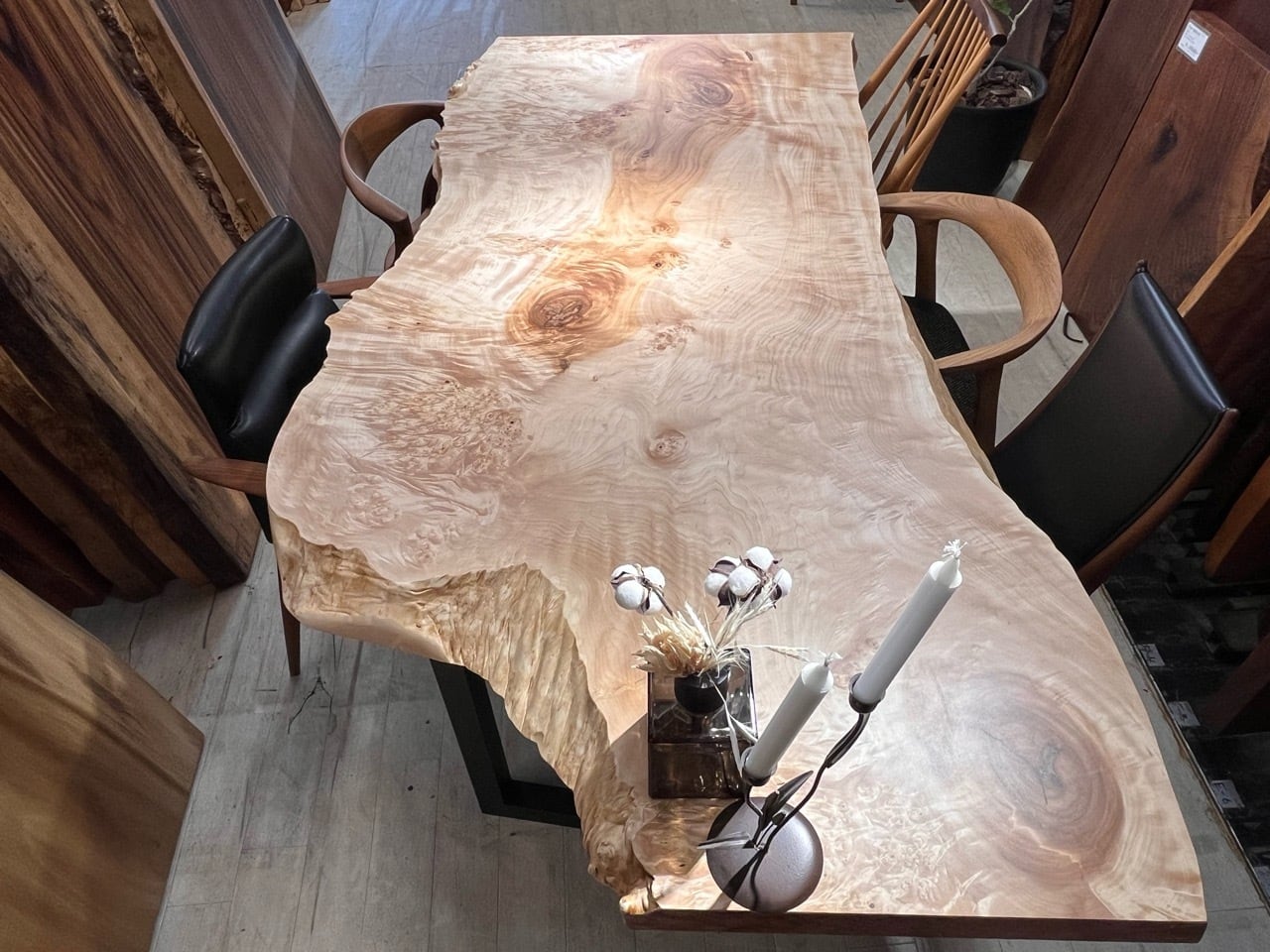 栃瘤（トチコブ）_2120×900-960-510×63_浅草本店_テーブル天板/一枚板