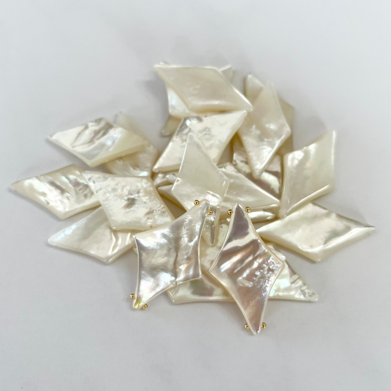 Teresaダイヤシェイプピアス