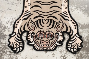 Tibetan Tiger Rug 《Sサイズ•ウール・オリジナル2・ナチュラルサンド317》チベタンタイガーラグ