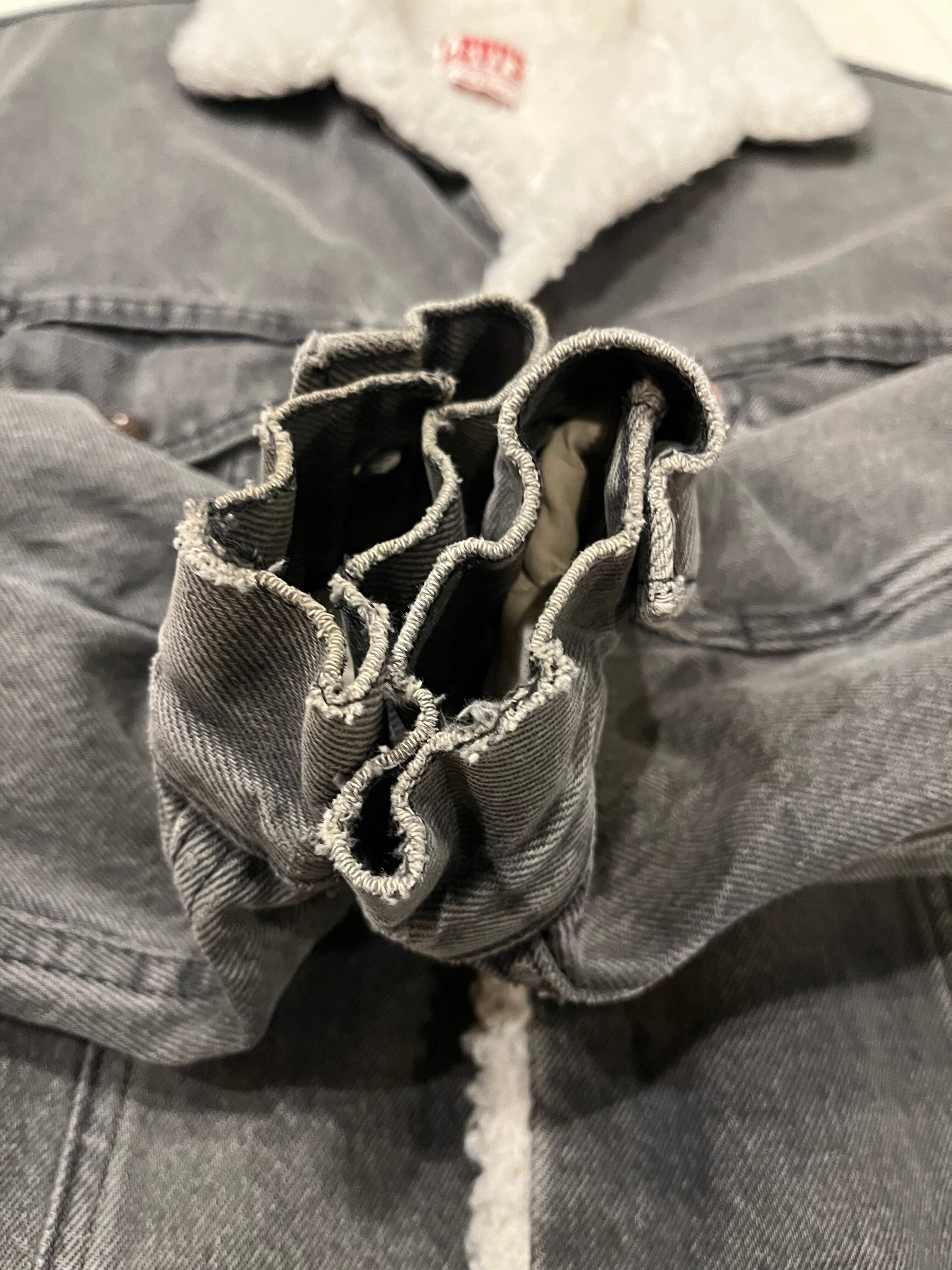 80s Levi's 70609-0270 Black Denim Sherpa Jacket Made in U.S.A.