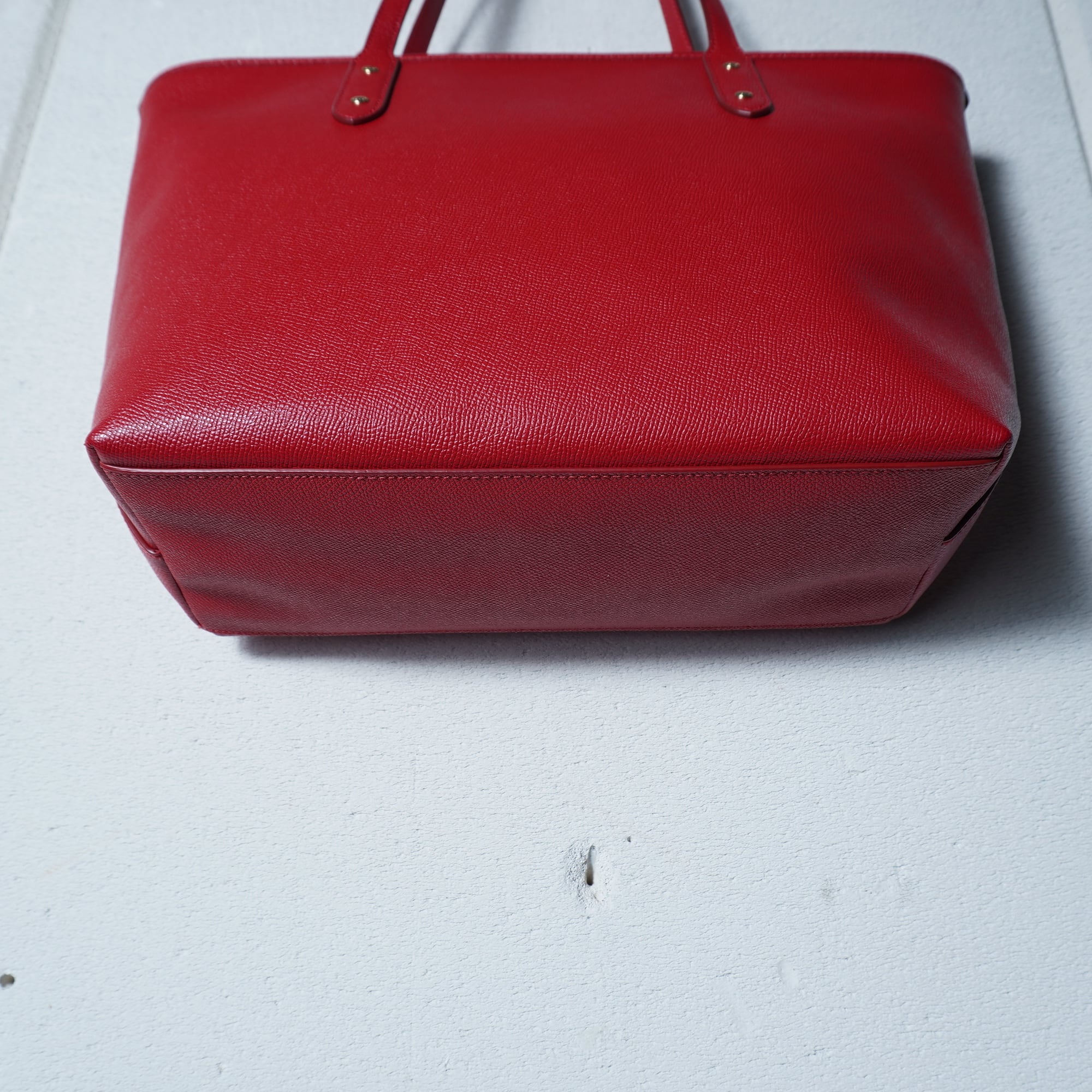 COACH】コーチ ロゴ入りシボ加工レザートートバッグ red | MIXHIVE
