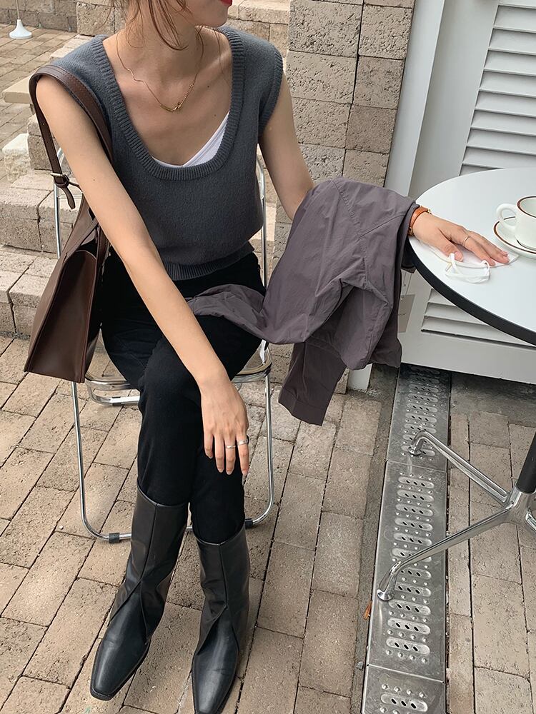 ディテイルドニットシングルスタイル レッド ビッグFスモールZ韓国96202172120