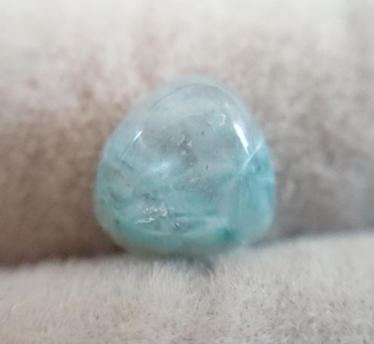 おにぎりみたいな天然ギラライトインクォーツ 1.6ct ブラジル産 【791 