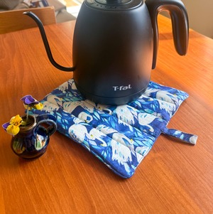 母の日&引越しのお祝いに｜キッチンミトン＆マットセット〈SWAN〉