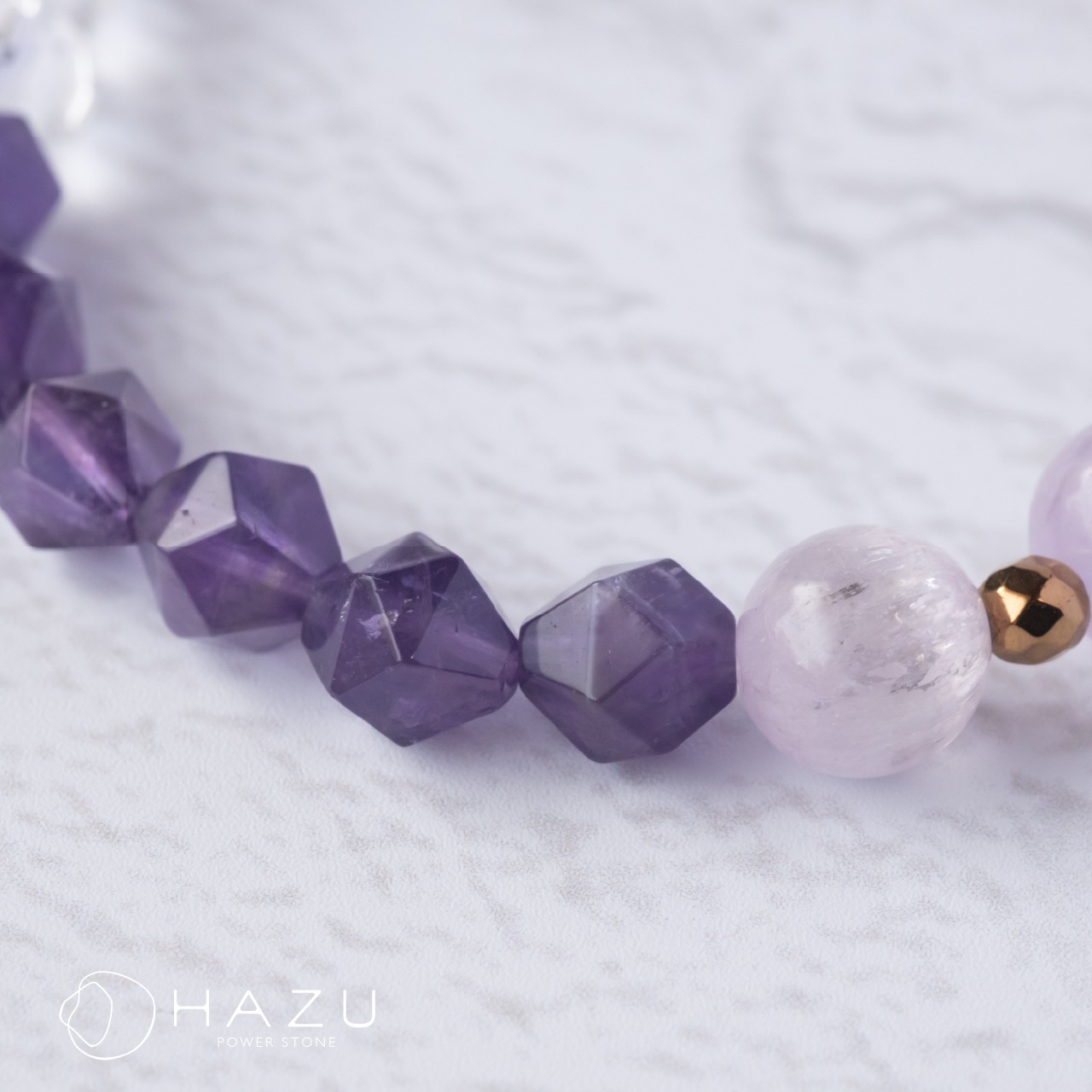 高ランク・クンツァイトブレス［クンツァイト／アメジスト／水晶／ヘマタイト］