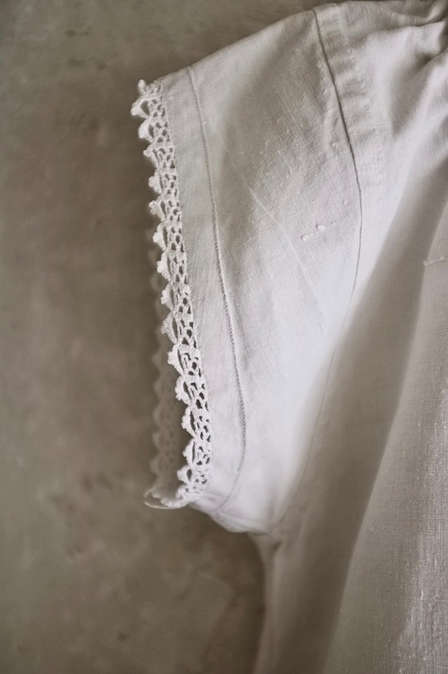 フランス 1900s リネン 小さなレースとピンタックとギャザーワンピース アンティーク