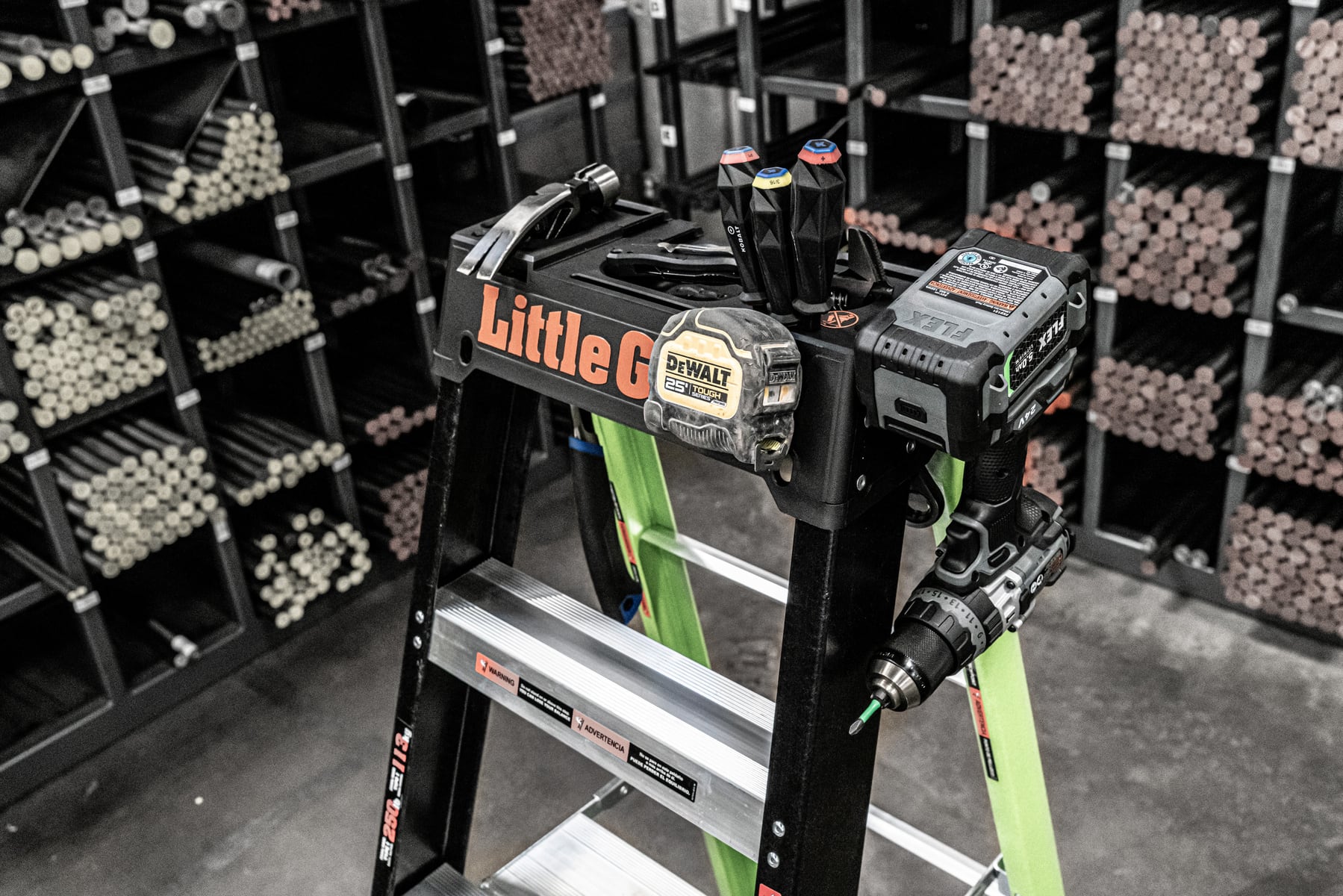 FRP脚立『エーフォース 250 4尺』 LG-15764(10837) | littlegiant