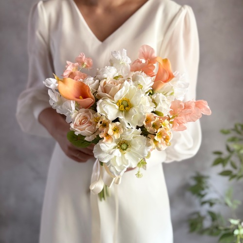 アネモネ×サーモンピンククラッチブーケ☆