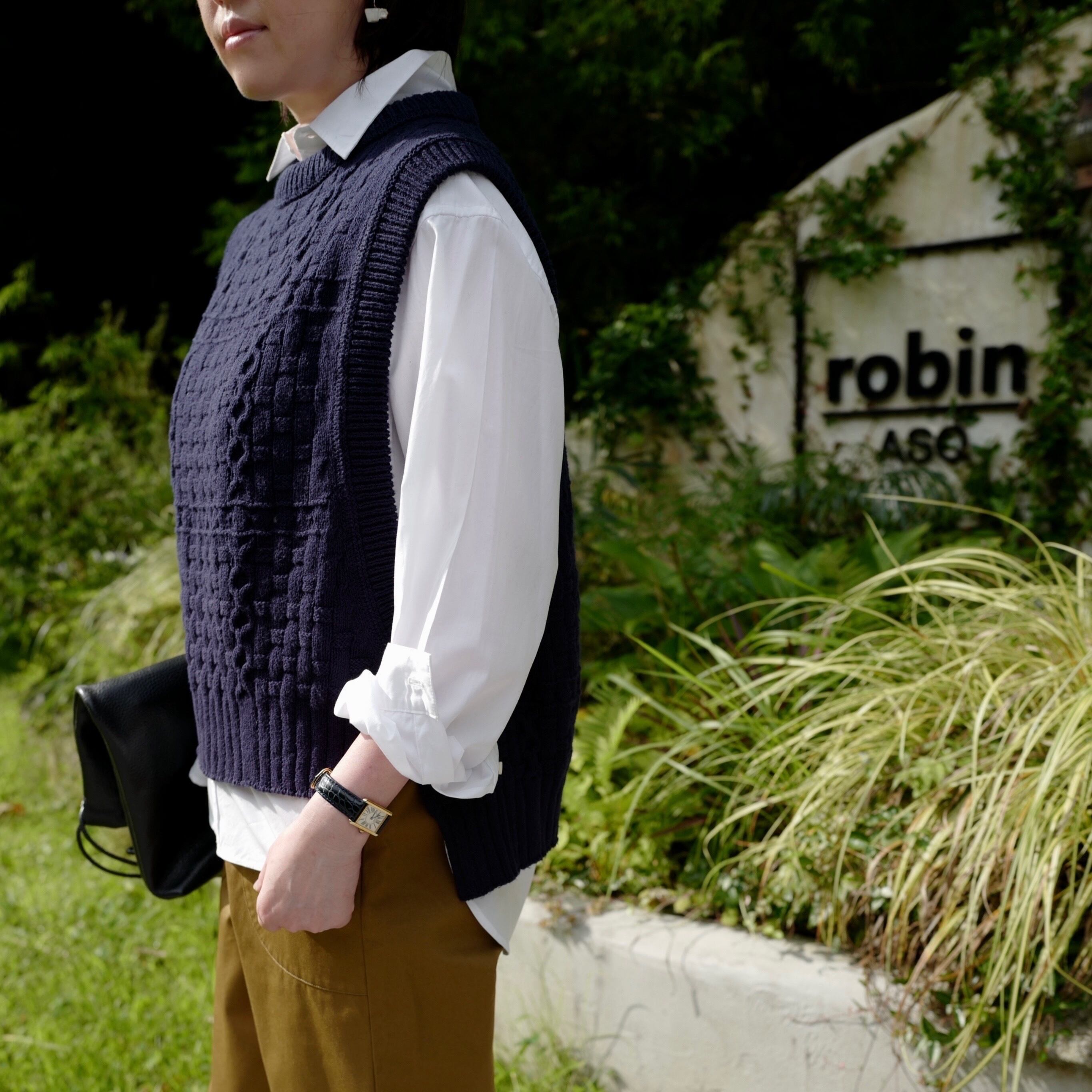 URU ウル 21aw ZIP UP VEST -S.BLUE- URU VEST WOOL ⁄ZIP MERINO